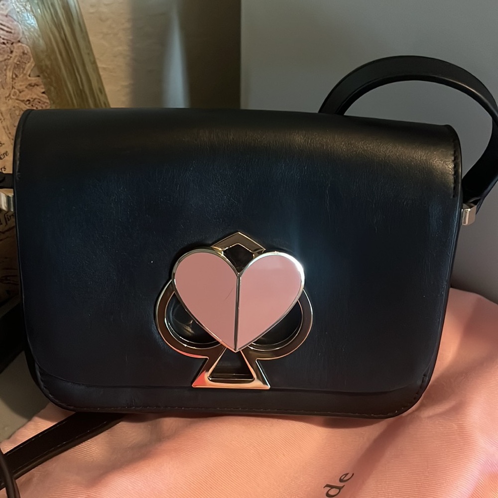 KS Emerald black & pink Nicola Twist Lock
Small crossbody/shoulder bag NEW